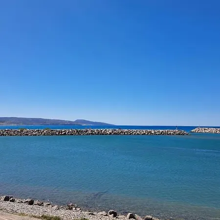 Apartment Moonstone Seafront